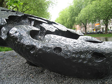 Susanne Kriemann Crooswijk Meteorite