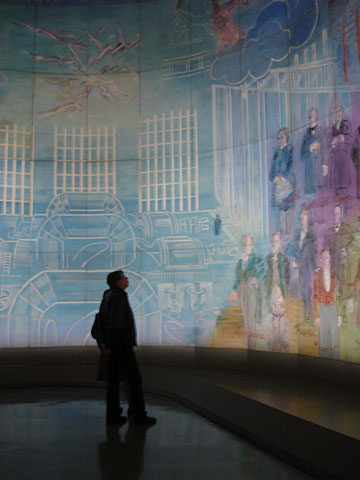 Raoul Dufy en Nam June Paik sambal bij Musee de lâ��art Moderne de la Ville de Paris