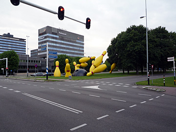 Claes Oldenburg en Coosje van Bruggen
