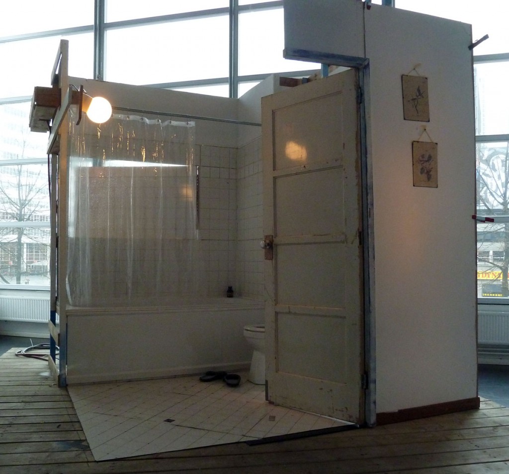 To shift, transfer, copy and erase Leigh van Jeroen