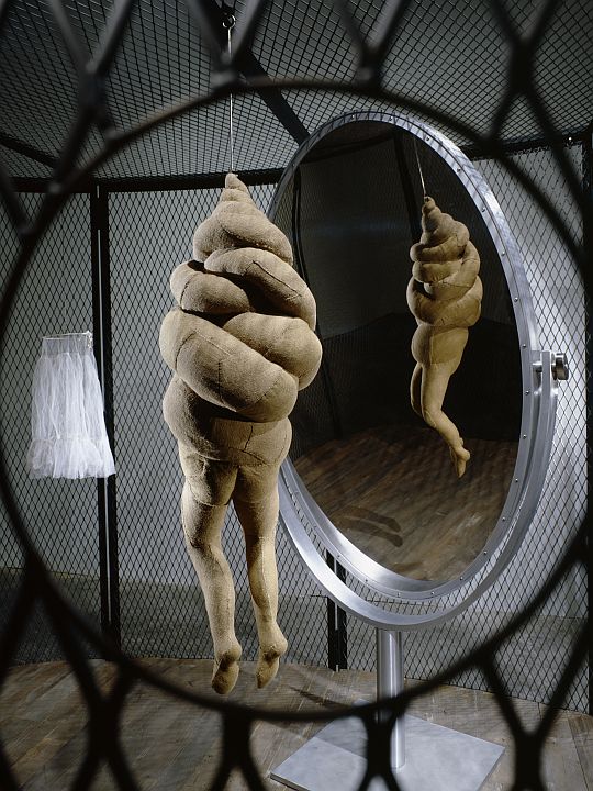 Louise Bourgeois, Structuren van bestaan: de Cellen