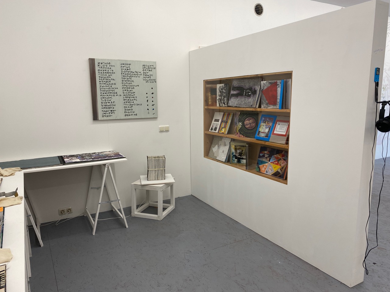 The Books Happen @ Galerie Larik