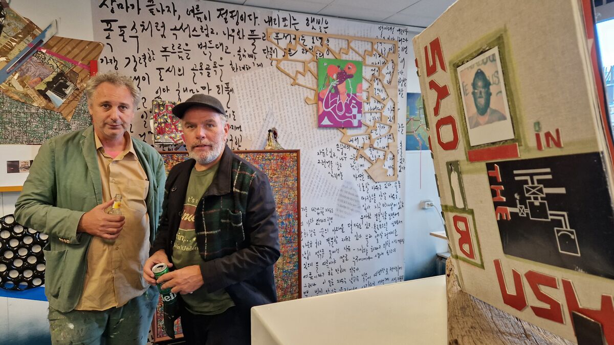 Henny Overbeek / The Books Happen @ All Caps