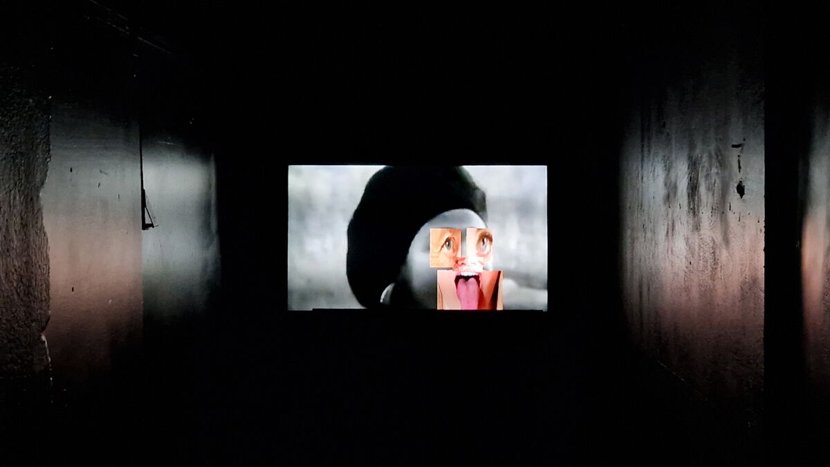 Henny Overbeek / The Books Happen @ All Caps